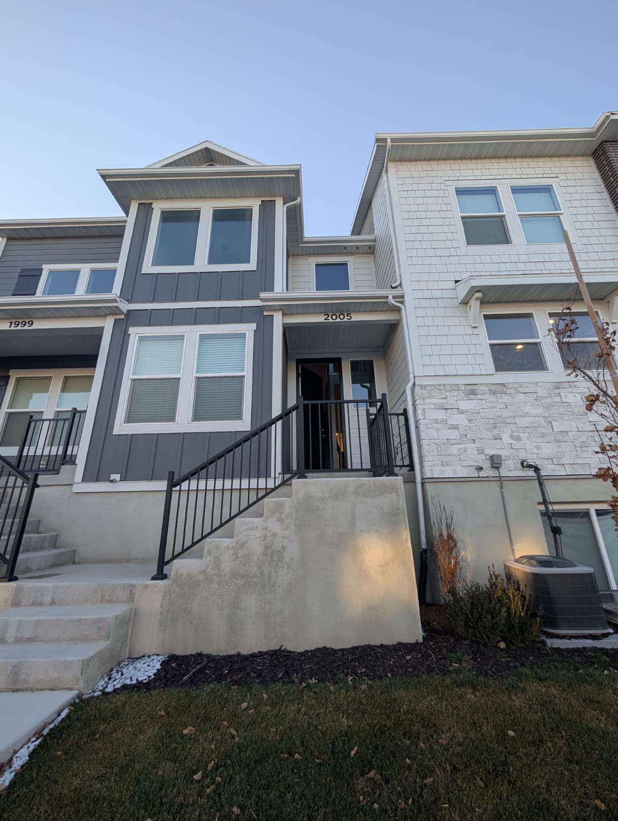 2005 North 4040 West - 1